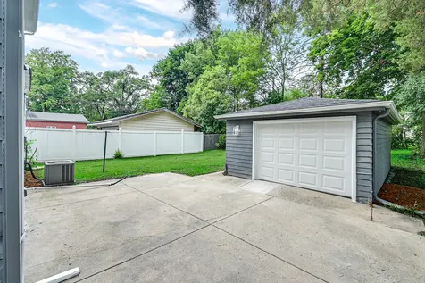 3846 217TH Street Matteson IL 60443