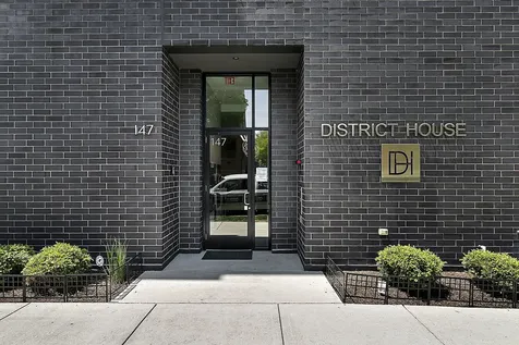 147 North Euclid Avenue Oak Park IL 60302
