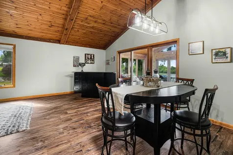 4122 West Lake Shore Drive Wonder Lake IL 60097