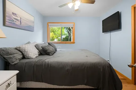 4122 West Lake Shore Drive Wonder Lake IL 60097