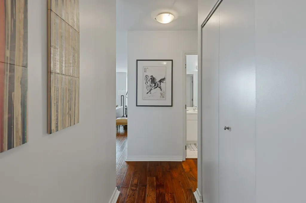 33 West Ontario Street Chicago IL 60654