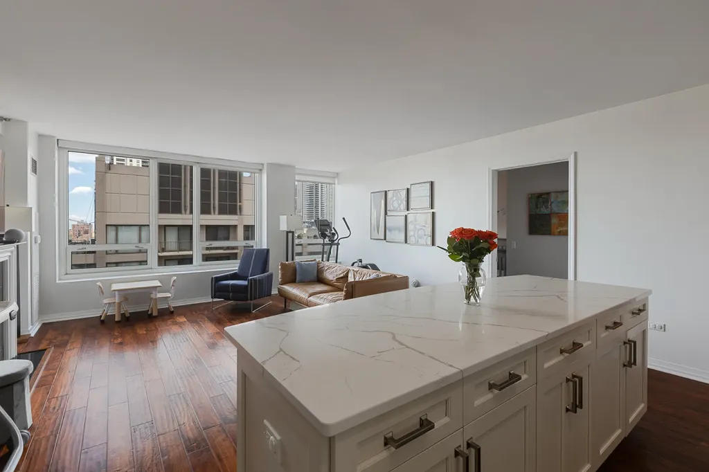 33 West Ontario Street Chicago IL 60654