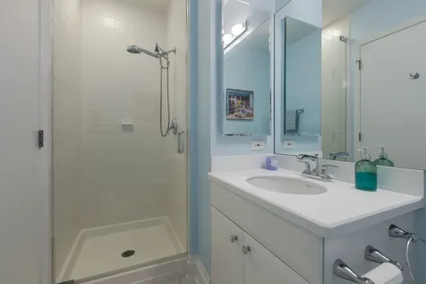 33 West Ontario Street Chicago IL 60654