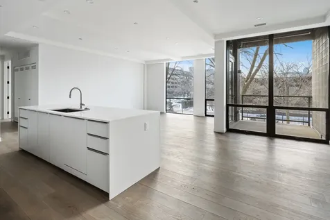 15 North Elizabeth Street Chicago IL 60607