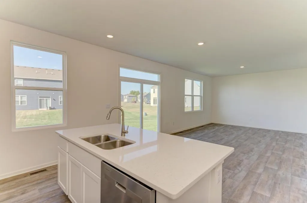 1834 Baler Avenue Aurora IL 60503