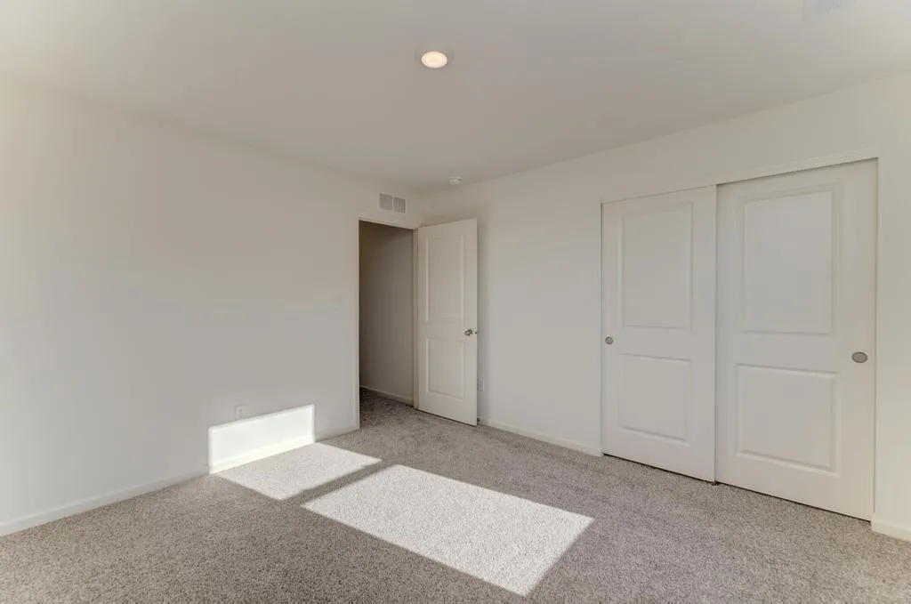 1834 Baler Avenue Aurora IL 60503