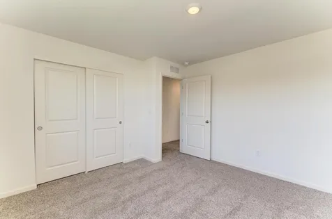 1834 Baler Avenue Aurora IL 60503