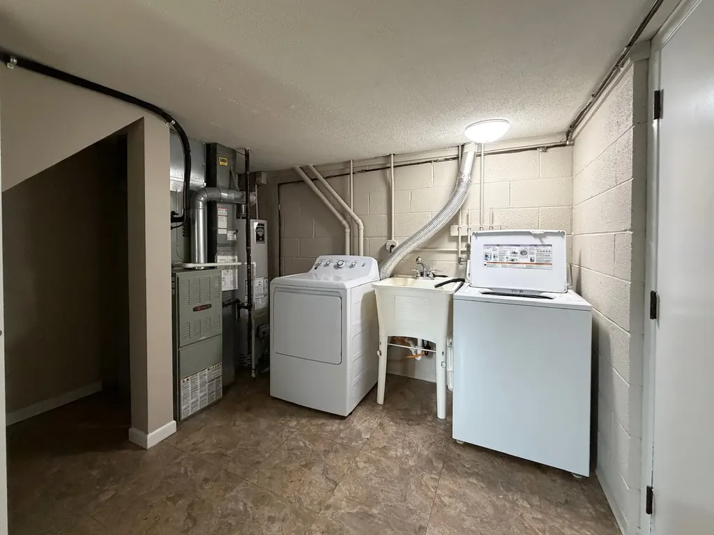 225 Kendrick Court Schaumburg IL 60194