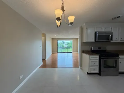 225 Kendrick Court Schaumburg IL 60194