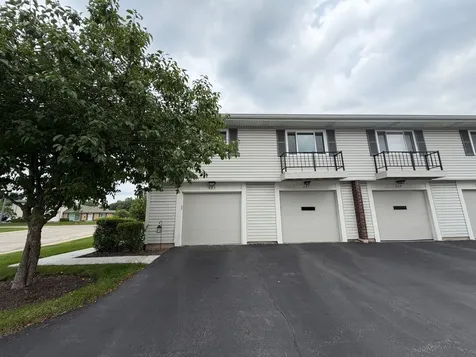 225 Kendrick Court Schaumburg IL 60194