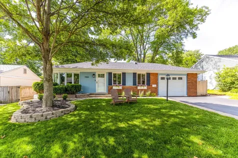 1960 Redwood Lane Northbrook IL 60062