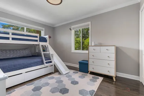 1960 Redwood Lane Northbrook IL 60062