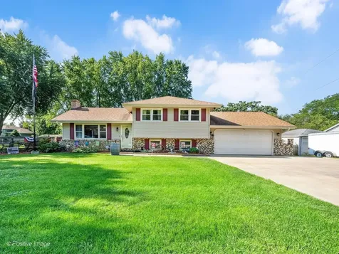 29W255 Lester Street West Chicago IL 60185
