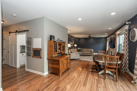 2700 Salt Creek Court Wauconda IL 60084