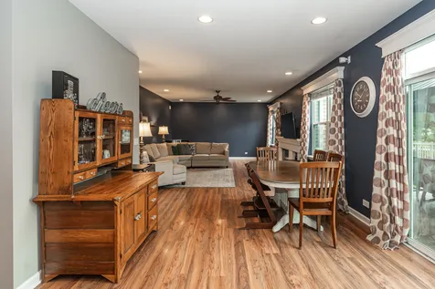 2700 Salt Creek Court Wauconda IL 60084