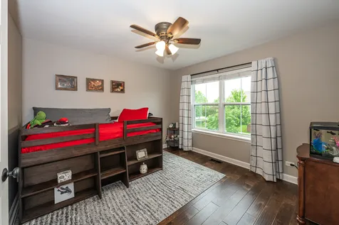 2700 Salt Creek Court Wauconda IL 60084