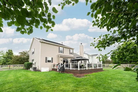2700 Salt Creek Court Wauconda IL 60084
