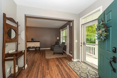 2700 Salt Creek Court Wauconda IL 60084