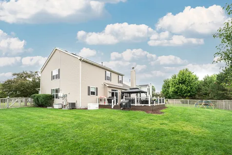 2700 Salt Creek Court Wauconda IL 60084
