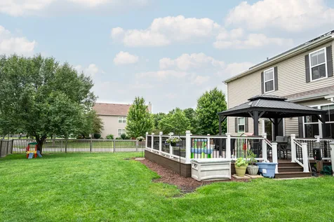 2700 Salt Creek Court Wauconda IL 60084