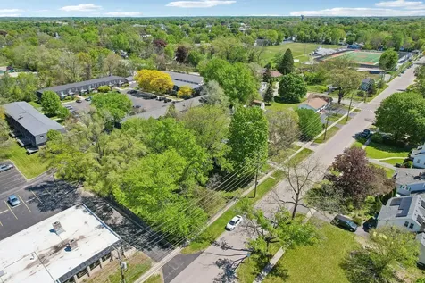 3908 West Kane Avenue Mchenry IL 60050