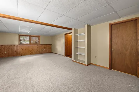 558 Barbary Lane Woodstock IL 60098