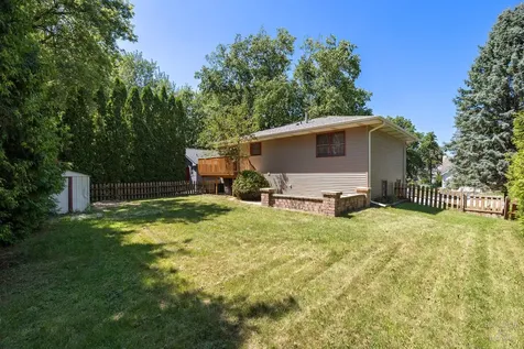 558 Barbary Lane Woodstock IL 60098