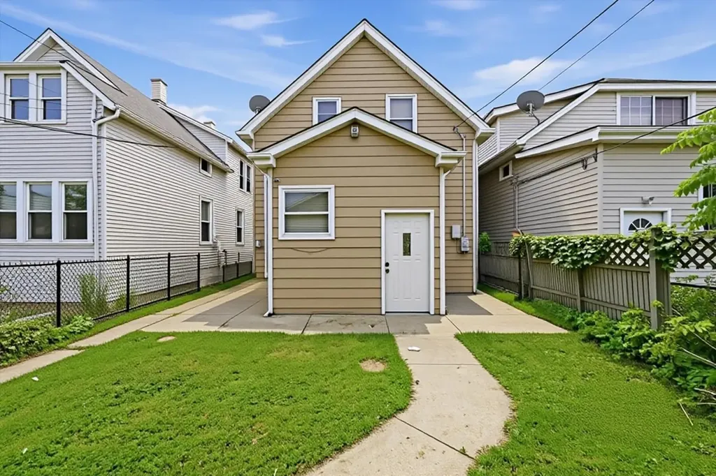 2316 Florence Street Blue Island IL 60406