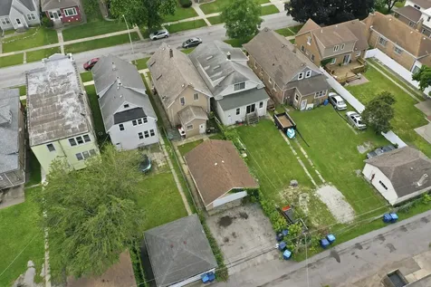 2316 Florence Street Blue Island IL 60406