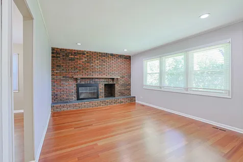 961 Twisted Oak Lane Buffalo Grove IL 60089