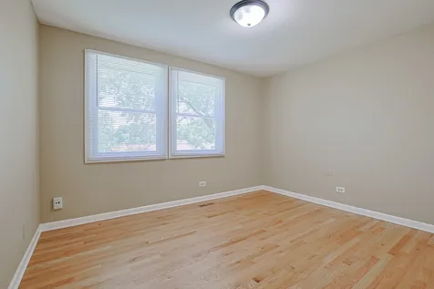 961 Twisted Oak Lane Buffalo Grove IL 60089