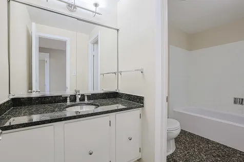 961 Twisted Oak Lane Buffalo Grove IL 60089