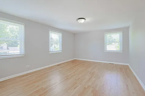 961 Twisted Oak Lane Buffalo Grove IL 60089