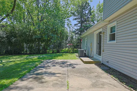 961 Twisted Oak Lane Buffalo Grove IL 60089