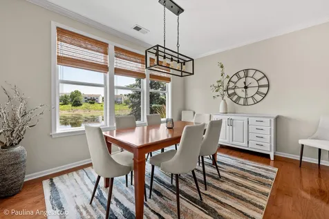 3737 Canton Circle Mundelein IL 60060