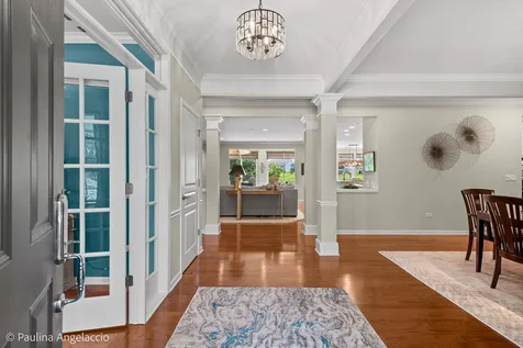 3737 Canton Circle Mundelein IL 60060