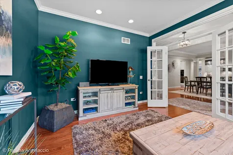 3737 Canton Circle Mundelein IL 60060