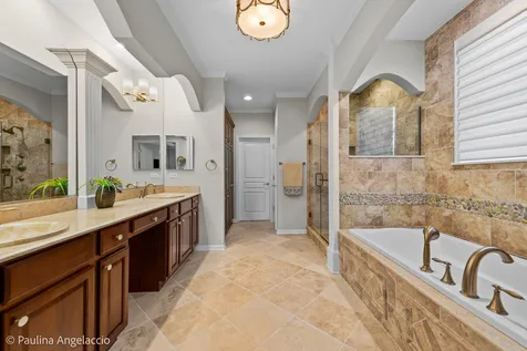 3737 Canton Circle Mundelein IL 60060