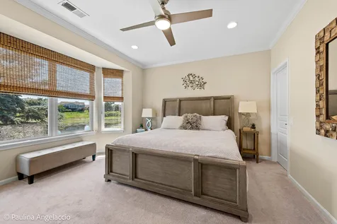 3737 Canton Circle Mundelein IL 60060