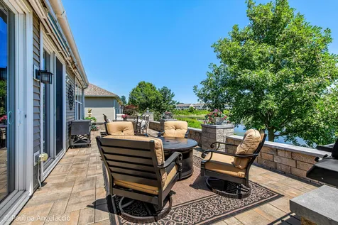 3737 Canton Circle Mundelein IL 60060