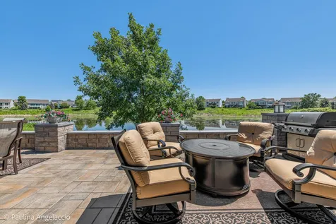 3737 Canton Circle Mundelein IL 60060