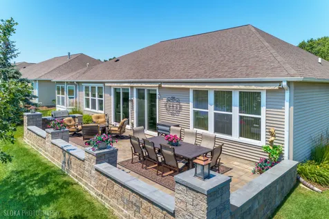 3737 Canton Circle Mundelein IL 60060