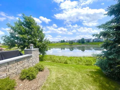 3737 Canton Circle Mundelein IL 60060