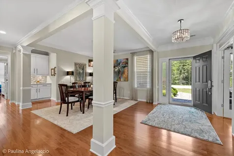 3737 Canton Circle Mundelein IL 60060