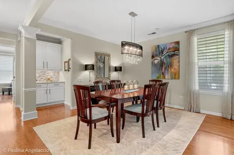 3737 Canton Circle Mundelein IL 60060