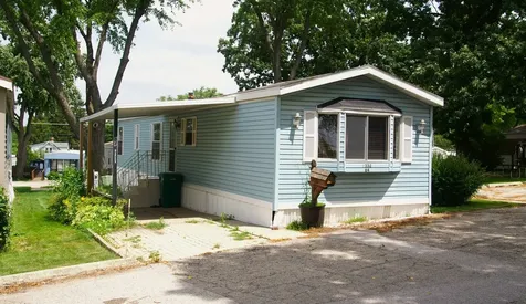 1332 Douglas Avenue Montgomery IL 60538