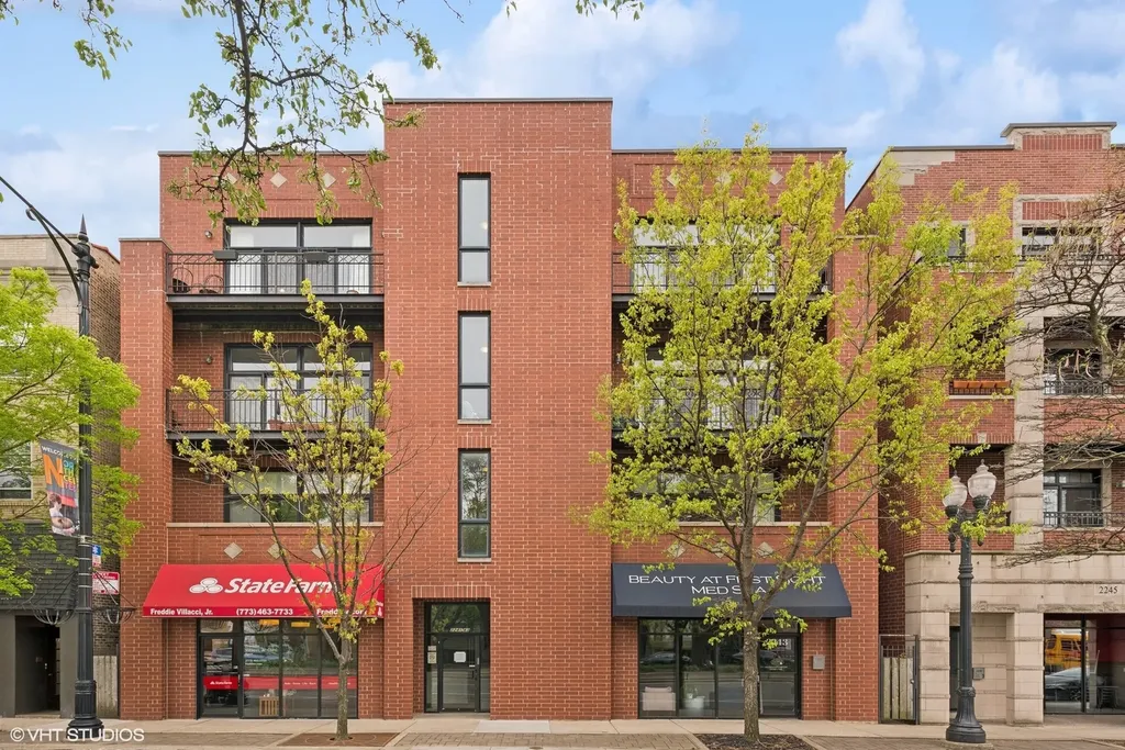 2243 West Irving Park Road Chicago IL 60618