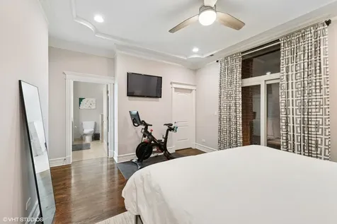 2243 West Irving Park Road Chicago IL 60618
