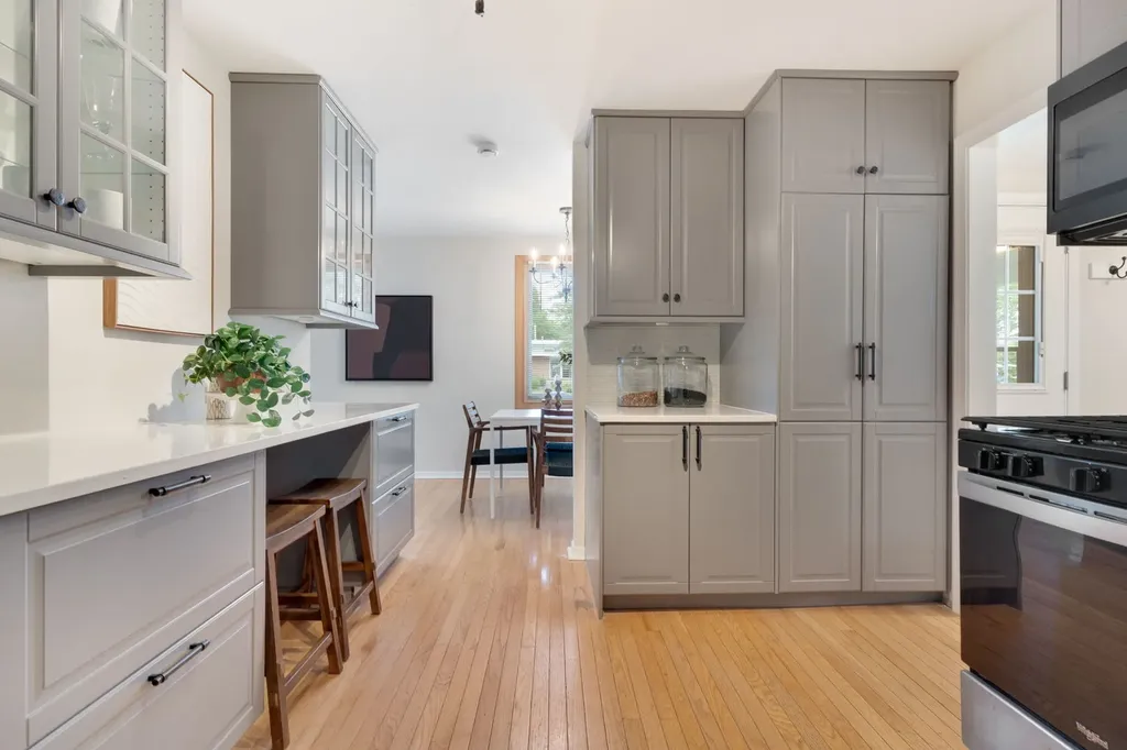 810 Leamington Avenue Wilmette IL 60091