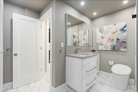 1660 North La Salle Street Chicago IL 60614